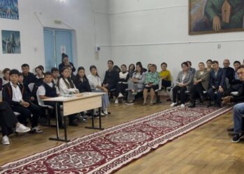 Талдықорғанда әкелердің қатысуымен тәрбиелік мәні зор жиын өтті