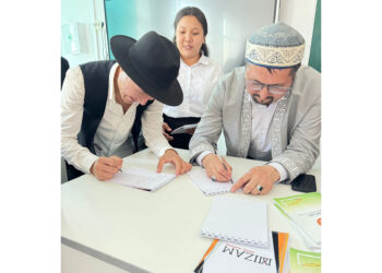 «Мизам» жылжымалы әдебиет мектебі жаңа маусымын бастайды