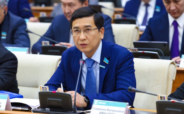 Алдымен тұрғын үй емес, мектеп пен аурухана салынуы керек – Аймағамбетов