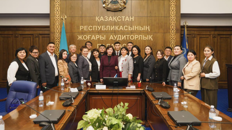 Жұлдыз Сүлейменова білім саласын ұстаздармен бірге өзгертпек