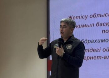 Жетісу полициясы оқушыларға киберқауіпсіздік туралы сабақ өткізді