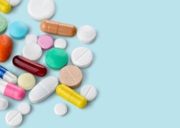 Жетісу облысында заңсыз айналымнан 8 мыңнан астам дәрілік препарат алынды