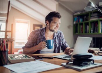 Фриланс психологиясы: Еркіндік пен жалғыздық арасындағы өмір