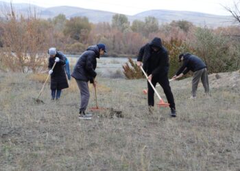 «Таза Қазақстан»: Жетісуда Республика күні қарсаңында сенбілік өткізілді