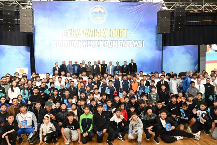 Жетісу жастары Олимпиада чемпиондарымен кездесті