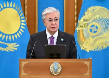 Президент алдағы Ұстаздар күнімен құттықтады