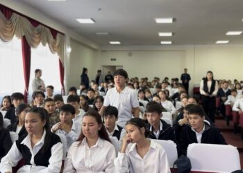 Талдықорғанда полицейлер оқушылармен кездесті