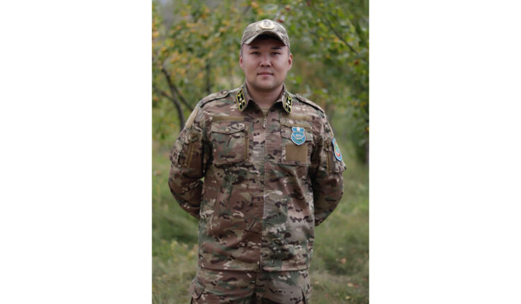 Сегіз қырлы, бір сырлы