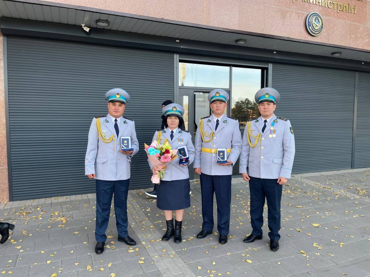 Қаншықтар туралы әңгімелер