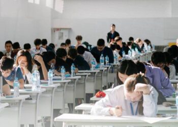 Қазақстанда мектептерге арналған PISA-2025 зерттеуі басталды