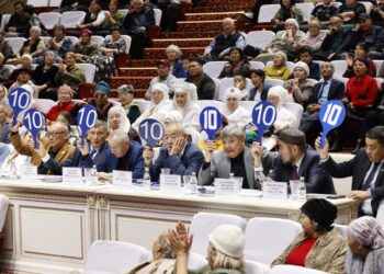 Алатаудан, Арқадан ақындарым келіпсің