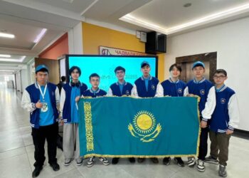 Қазақстандық оқушылар Тәжікстандағы халықаралық олимпиадада сегіз медаль жеңіп алды