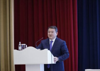 Мәлік Отарбаев Кербұлақ ауданында тұрғындармен кездесті