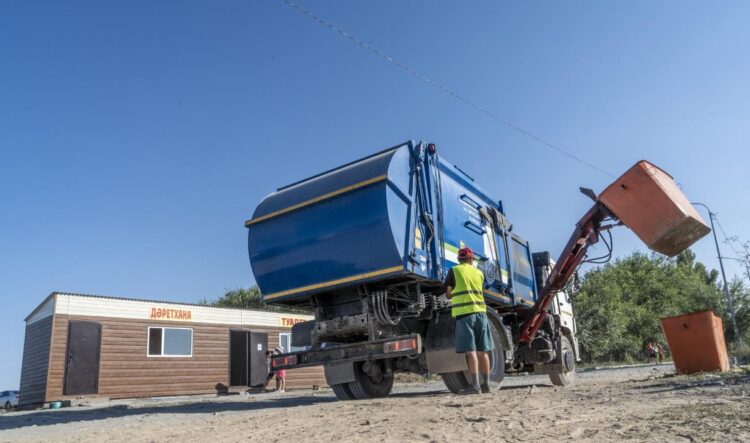 Жетісуда Балқаш пен Алакөл жағалауын тазалайтын коммуналдық кәсіпорындар құрылуда