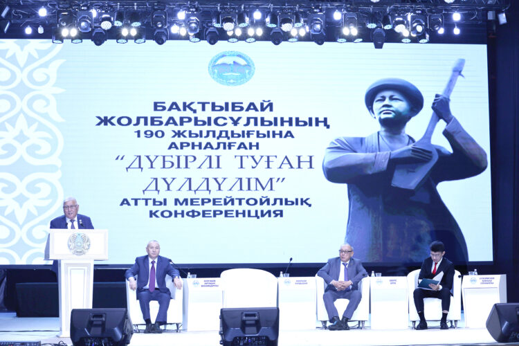 Қара өлең қасиеті қонған ақын