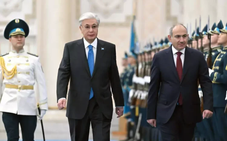 Ақордада Армения премьер-министрін қарсы алды