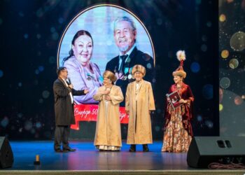 Жетісуда қос сахна саңлағының мерейтойы өтті