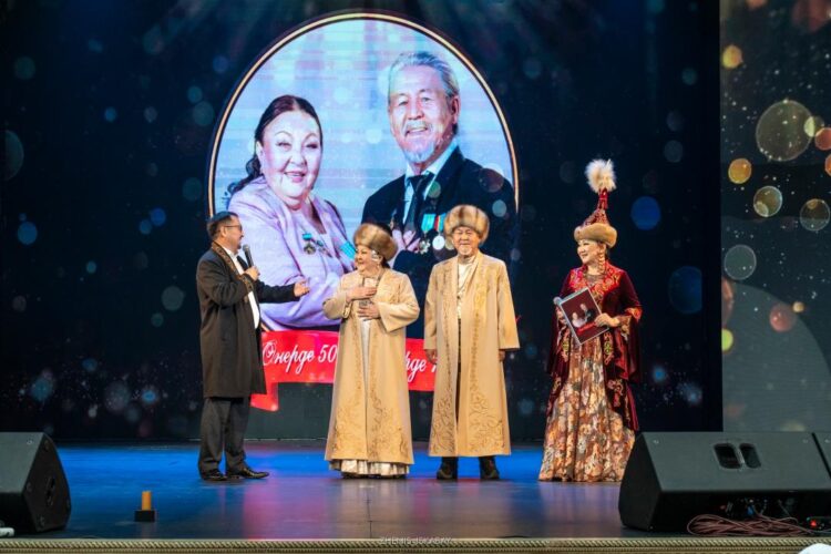 Жетісуда қос сахна саңлағының мерейтойы өтті