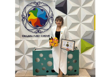 Мыңнан озған мұғалім