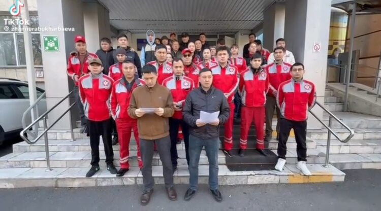 Жетісу облысының жедел жәрдем қызметкерлері Президентке үндеу жасады (ВИДЕО)