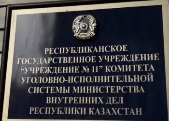 Жетісуда полицейлер кәмелетке толмаған құқық бұзушылармен кездесті