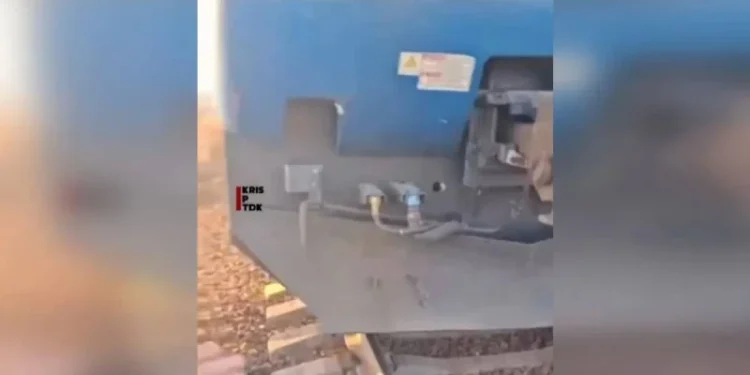 Сарыөзек маңында пойыз адамды қағып кетті