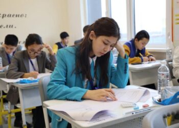 Ауыл мектептерінің үздіктері білім додасының шешуші кезеңіне жиналды