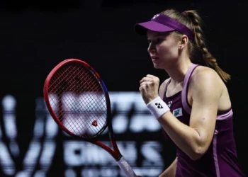 Елена Рыбакина Қытайдағы турнирді жеңіспен аяқтады