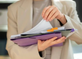 Бала құқығын қорғау күшейтіледі: Мемлекет күтпеген тексерулер жүргізе алады