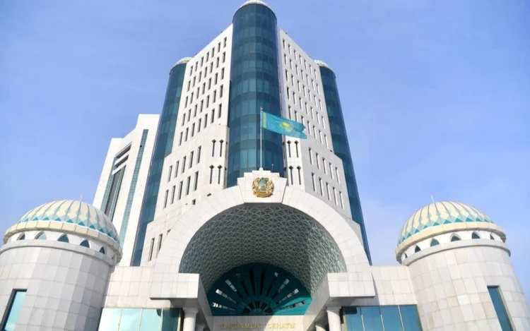 Сенатта маңызды шешімдер: Жаңа кодекстер мен дәрігерлерді қорғайтын заңдар талқыланды