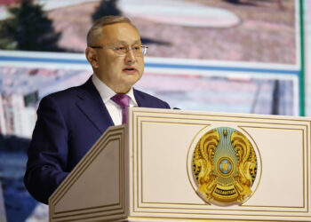 Облыс әкімі Бейбіт Исабаевтың 2026 Жаңа жылмен құттықтауы