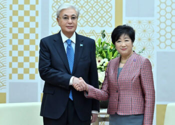 Мемлекет басшысы Токио губернаторы Юрико Коикэмен кездесу өткізді