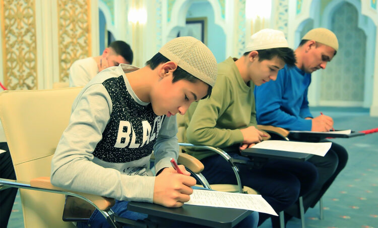 Діннің жастар санасына әсері