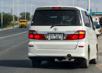 Кімге рұқсат, кімге тыйым? Шетелдік нөмірмен жүрудің жаңа ережелері бекітілді