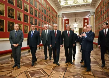 Қасым-Жомарт Тоқаев пен ТМД Президенттері Эрмитажды аралады