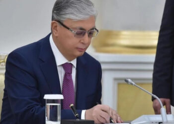 Президент Асанәлі Әшімовтің туыстарына көңіл айтты