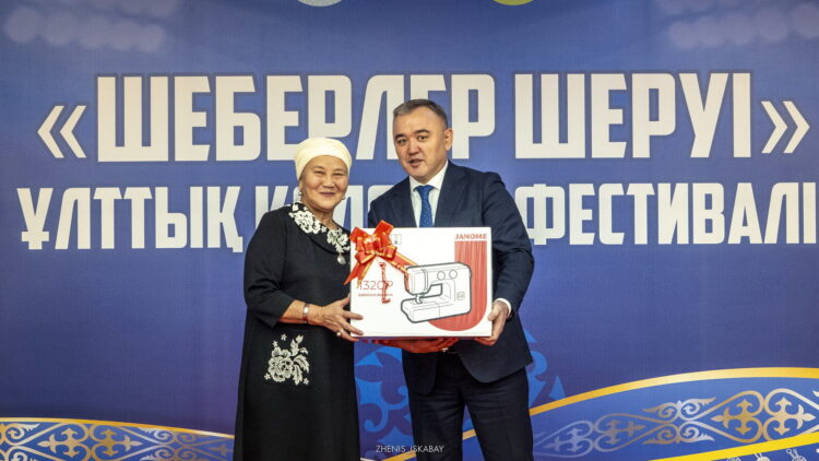 Жетісуда үш күндік «Шеберлер шеруі» аяқталды