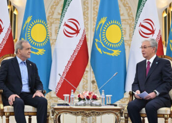 Қасым-Жомарт Тоқаев пен Масуд Пезешкиан келіссөз жүргізді