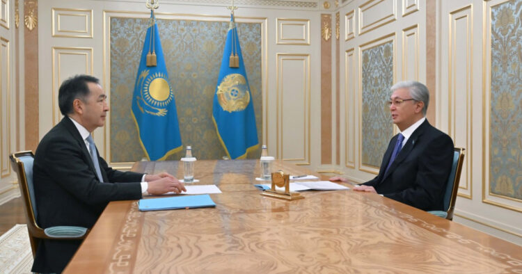 Мемлекет басшысы Бақытжан Сағынтаевты қабылдады