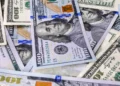Доллар бағамы қайта төмендеді
