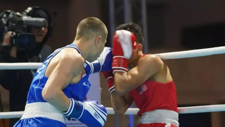 Бокс: Оразбек Асылқұлов әлем чемпионатының жартылай финалына өтті