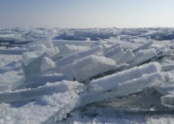 Мұз үстінде қауіп көп