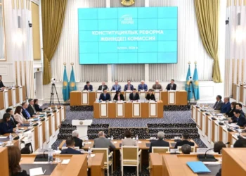 Астанадағы отырыс: Конституцияға қатысты 2 мыңнан астам ұсыныс талқылануда