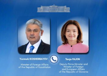 Ермек Көшербаев Словения СІМ басшысымен телефон арқылы келіссөз жүргізді