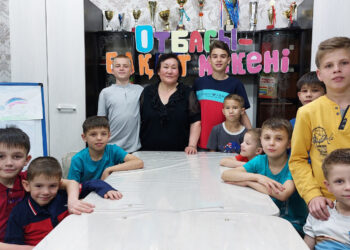 Анасындай аялаған