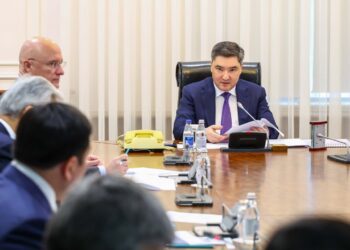 Олжас Бектенов жаңа қуаттарды генерациялау мәселелері бойынша жиын өткізді