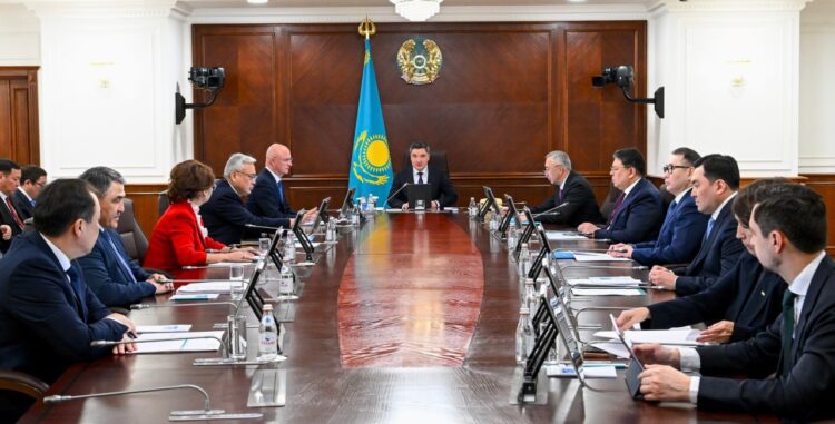 Олжас Бектенов Үкіметке нақты міндеттер жүктеді