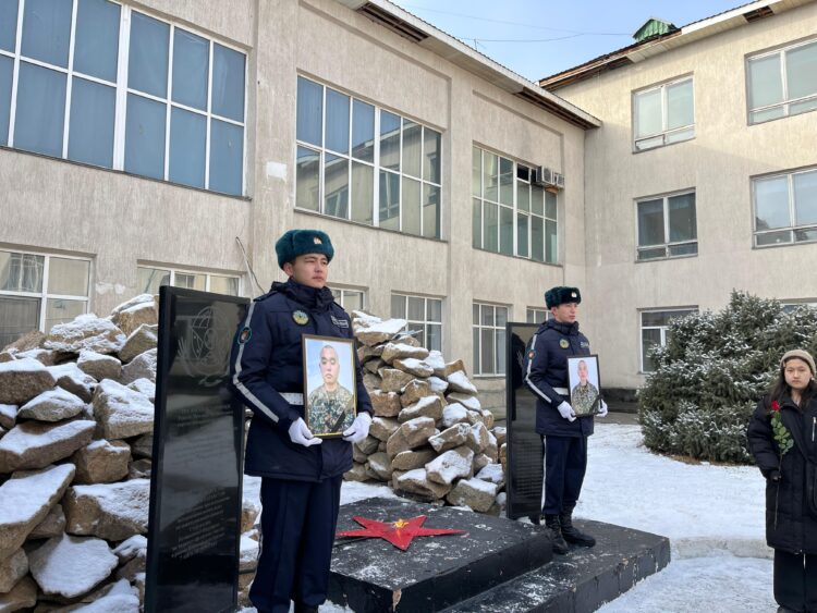 Ұлттық ұланның әскери бөлімдерінде  «Мәңгілік сапта» еске алу іс-шарасы өтті
