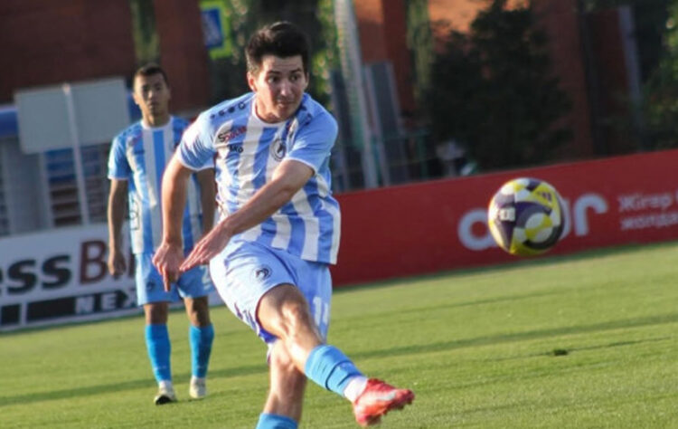 Адам «Жетісуда» ойнай ма?