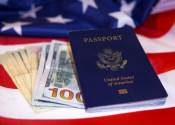 АҚШ виза беруді тоқтатады: Тізімде Қазақстан бар